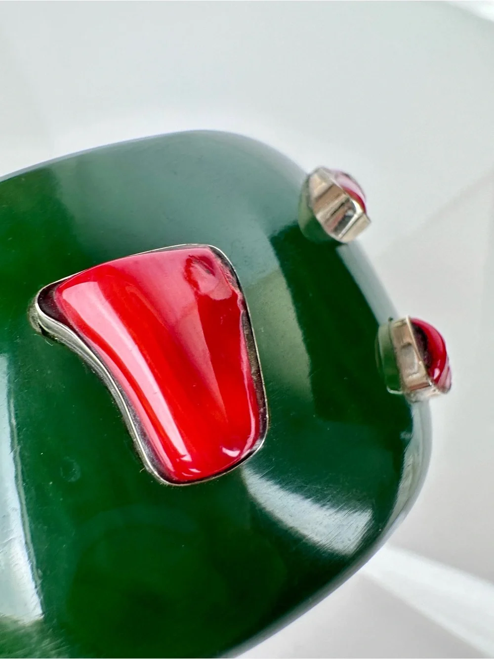 Massive Green Resin & Red Coral Sterling Silver Statement Cuff Bracelet - Picture 11 of 12